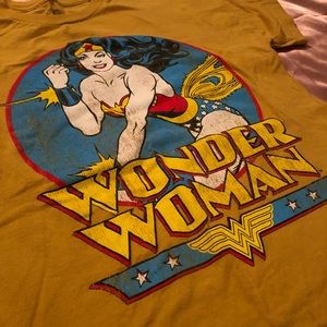 DC Comics Wonder Woman Vintage T-shirt Size M